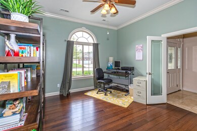 107 Kipling Way-7