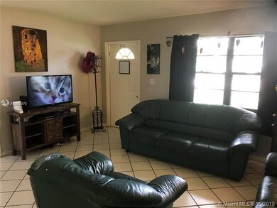 15019 SW 67th Ln, Miami, FL 33193 - photo 3