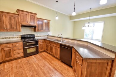 10506 W 49th Place, Shawnee, KS 66203 - photo 6