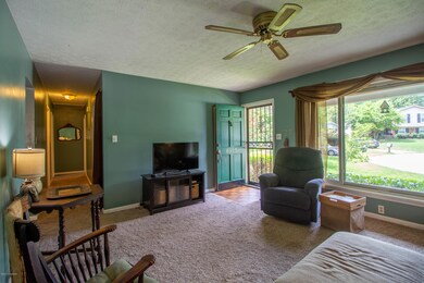 8315 Millington Ct, Louisville, KY 40228 - photo 4