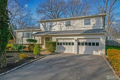 10 Wren Ct, Edison, NJ 08820 - photo 2