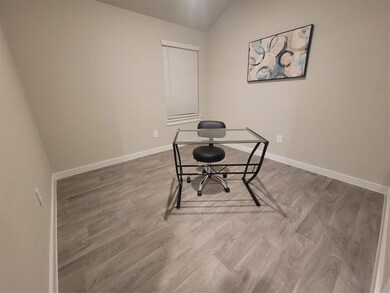 12111 Bear River Dr, Conroe, TX 77384 - photo 6