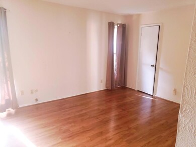 2301 Hurstview Dr, Hurst, TX 76054 - photo 4