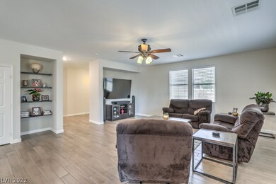8279 Freshwater Pearl St, Las Vegas, NV 89139 - photo 7