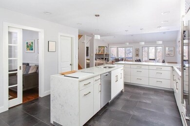 109 Algonquin Rd, Chestnut Hill, MA 02467 - photo 7
