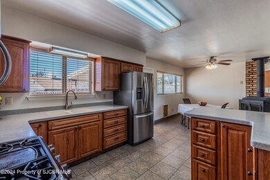 3513 Sierra Vista Dr, Farmington, NM 87402 - photo 4