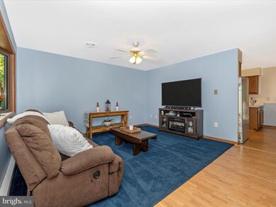 1518 Hoffmaster Rd, Knoxville, MD 21758 - photo 7