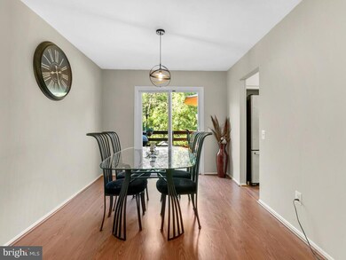 12828 Kitchen House Way, Germantown, MD 20874 - photo 7