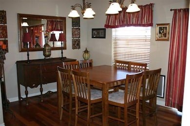 1050 NW 15th St, Redmond, OR 97756 - photo 5