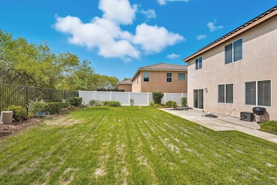 29213 Broken Arrow Way, Murrieta, CA 92563 - photo 2