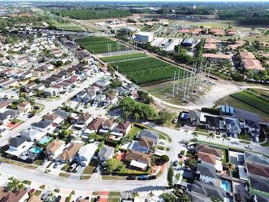 13921 SW 164th St, Miami, FL 33177 - photo 4