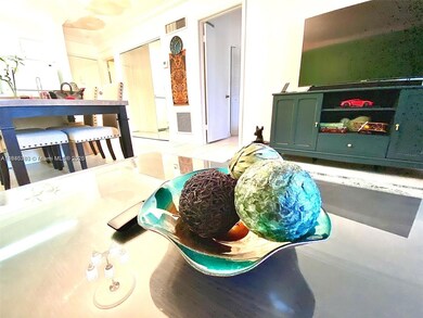 1520 Mckinley St unit 216E, Hollywood, FL 33020 - photo 4