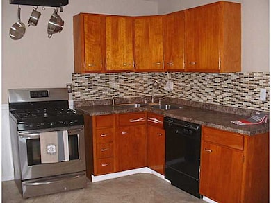 3432 Lewis Rd, Columbus, OH 43207 - photo 6