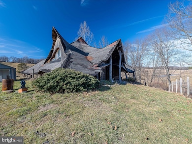 2822 Mauzy Rd, Berkeley Springs, WV 25411 - photo 6