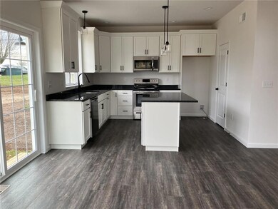 719 N Marshall St, Allentown, PA 18104 - photo 7