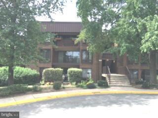 134 Roberts Ln unit 300, Alexandria, VA 22314 - photo 2