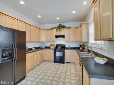 620 Darlington Rd, Edgewater, MD 21037 - photo 6