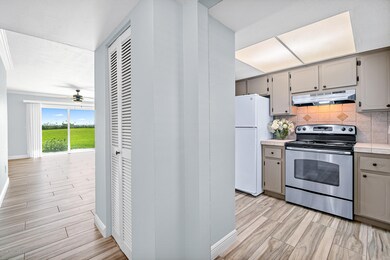 Entry to Kitchen