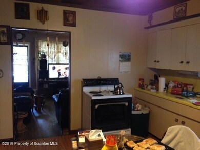 1338 Bryn Mawr St, Scranton, PA 18504 - photo 2