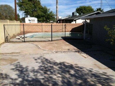 3114 N 44th Ln, Phoenix, AZ 85031 - photo 5