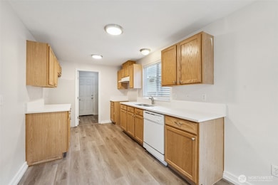 2805 9th St SE, Puyallup, WA 98374 - photo 6