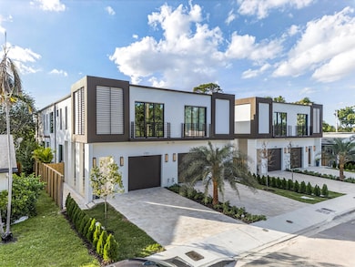 1121 NE 17th Ave, Fort Lauderdale, FL 33304 - photo 2