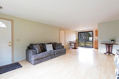 050-132CarrieCt (1)