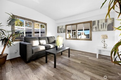 14322 Admiralty Way unit 8, Lynnwood, WA 98087 - photo 7