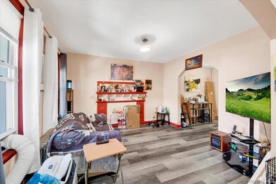 764 E 230th St, Bronx, NY 10466 - photo 2