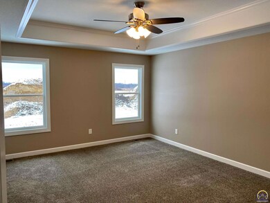 3338 SW 43rd St, Topeka, KS 66610 - photo 6