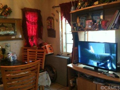 2129 E Oris St, Compton, CA 90222 - photo 4