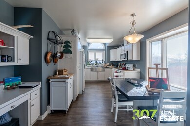 1219 Sage Brush St, Cody, WY 82414 - photo 5