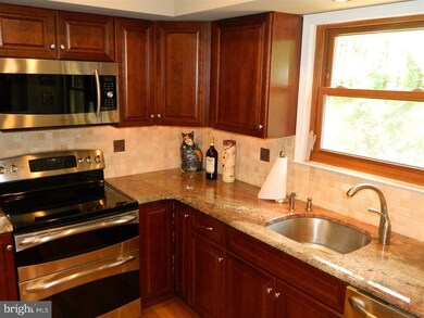 31 Cricket Dr, Southampton, PA 18966 - photo 6