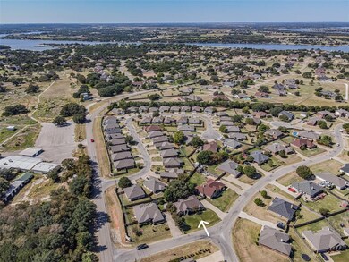 702 Rove Dr, Granbury, TX 76049 - photo 4