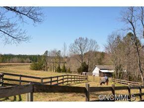 Paddock to Barn