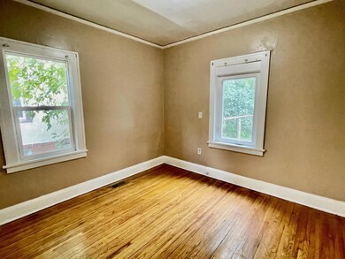 1622 Upton Ave N, Minneapolis, MN 55411 - photo 7