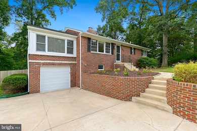 10601 Kinloch Rd, Silver Spring, MD 20903 - photo 3