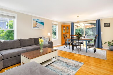 310 Pheasant Hill Cir, Mashpee, MA 02635 - photo 4