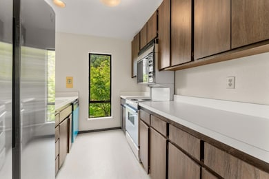 78 Pearce Mitchell Place, Stanford, CA 94305 - photo 4