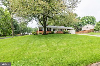 5400 Manorfield Rd, Rockville, MD 20853 - photo 5