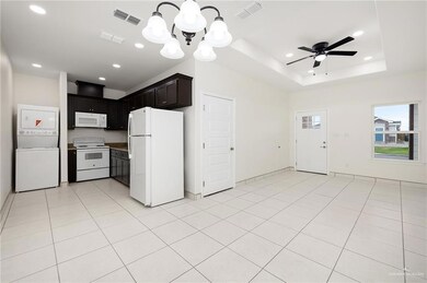 2326 N Valley Cir unit B, La Feria, TX 78559 - photo 5