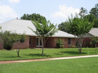 2447 Tippy Redd Ln, Pensacola, FL 32526 - photo 3