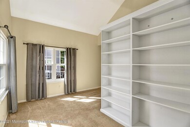 06-Living Room