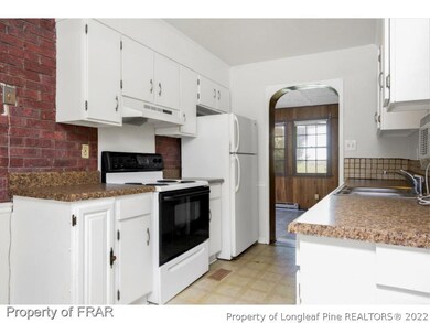 5494 Aspen Ct, Fayetteville, NC 28314 - photo 7