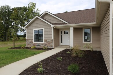 12367 Hackamore Dr, Grabill, IN 46741 - photo 2