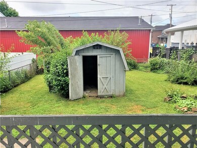 667 Vine St, Coshocton, OH 43812 - photo 5