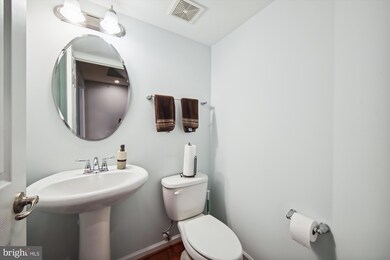 944 Hall Station Dr, Bowie, MD 20721 - photo 7