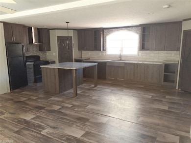 829 Danbury Bridge Rd, Madison, NC 27025 - photo 5