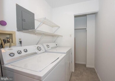 214 Valley Stream Ln unit 214L, Chesterbrook, PA 19087 - photo 7