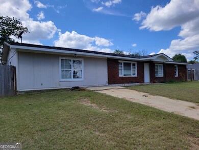 246 Nelson Ave, Lyons, GA 30436 - photo 2